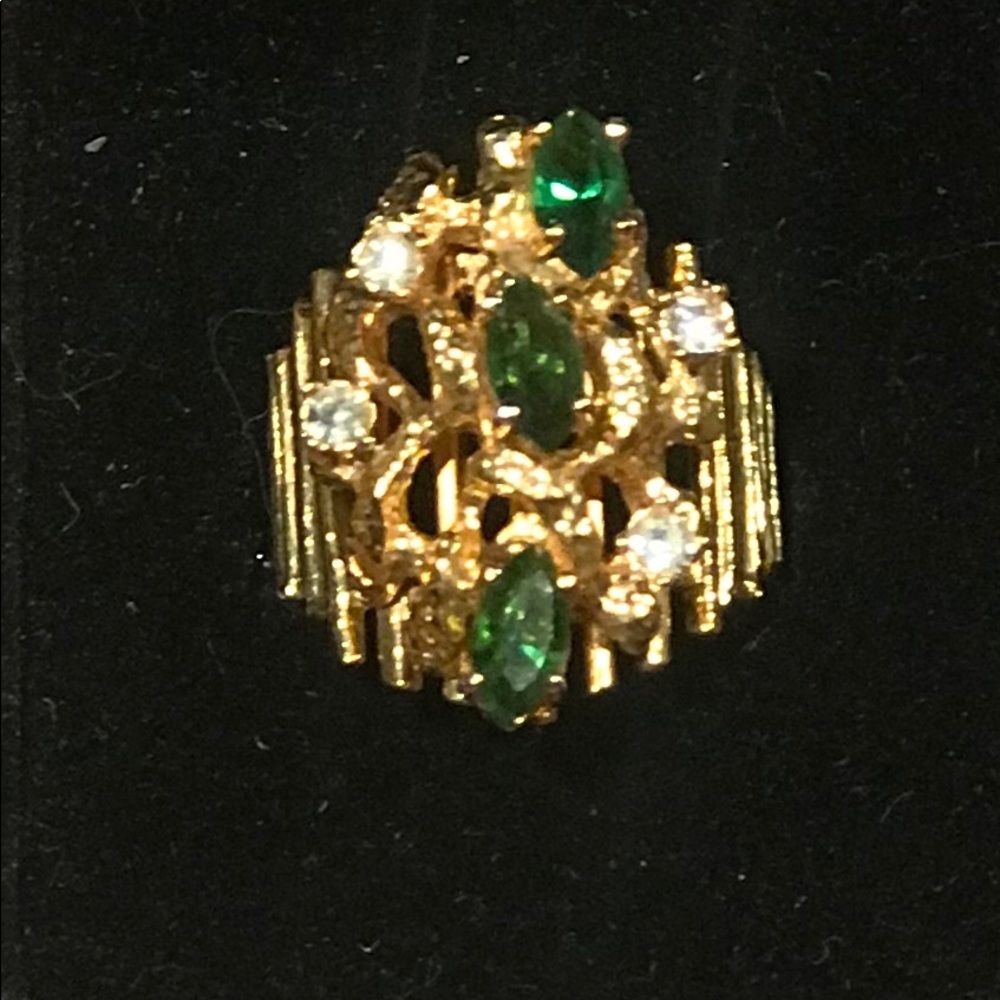 Gold ring emeralds and rhinestones